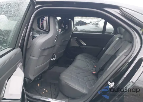 2025 BMW 760I xDrive z USA, uszkodzony, nr VIN WBA33EJ07SCV41593